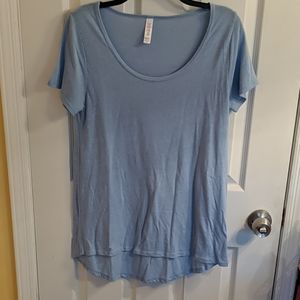 Gently used Lularoe Classic tee solid blue xs